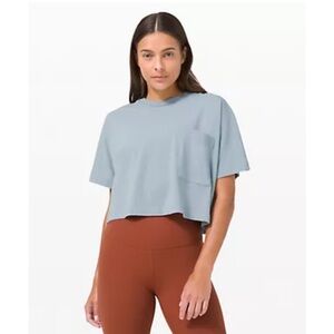 Lululemon cropped T-shirt